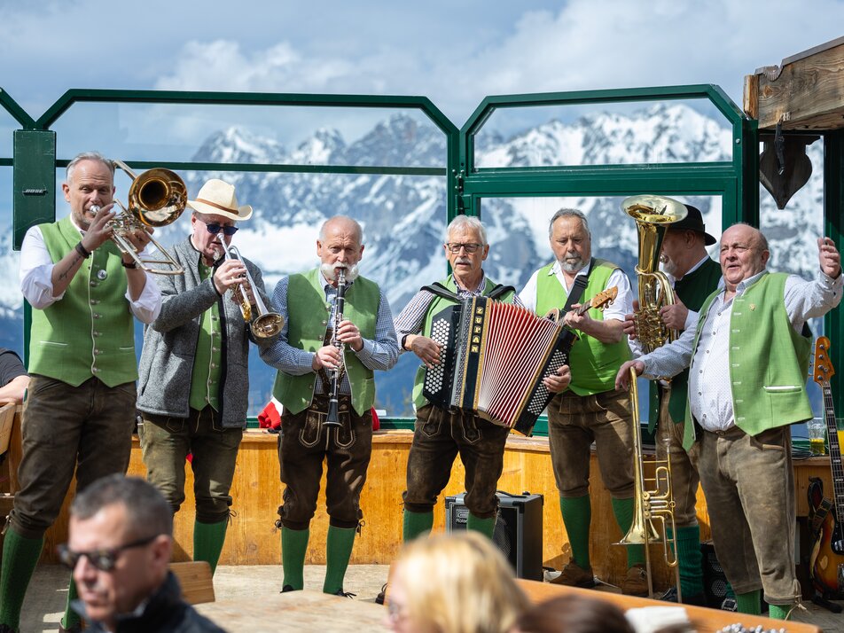 "Voitsberger Jagamusi" - Musikanten SKI-WM Hüttenzauber - Impression #1 | © Harald Steiner Fotografie